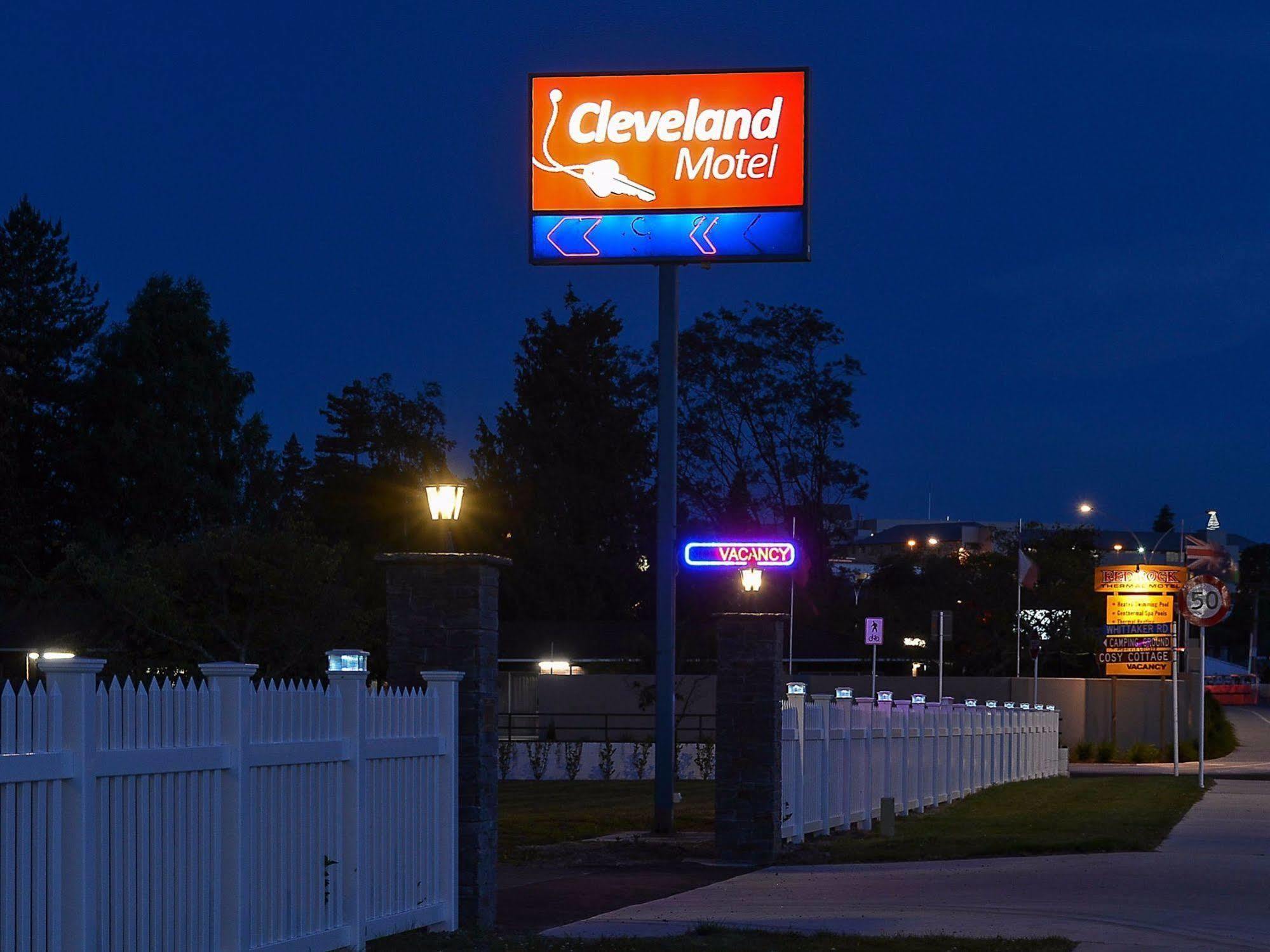 Cleveland Thermal Motel Роторуа Экстерьер фото